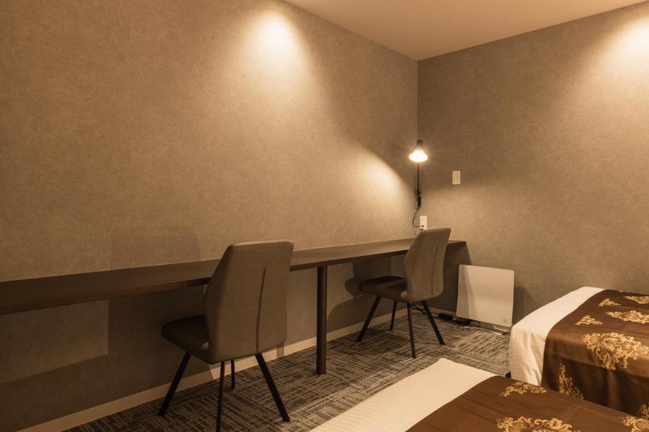 Aparthotel Grand Base Kagoshima Chuo Zewnętrze zdjęcie