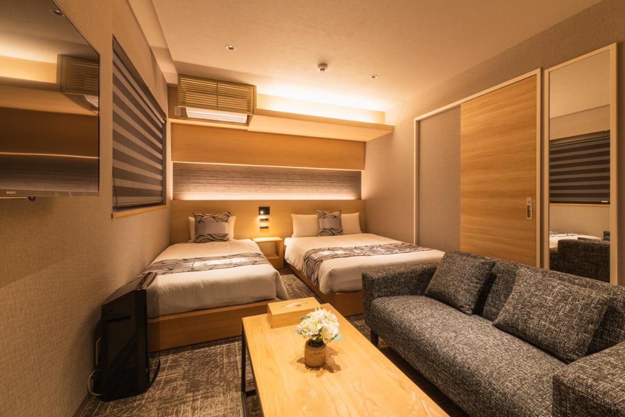 Aparthotel Grand Base Kagoshima Chuo Zewnętrze zdjęcie
